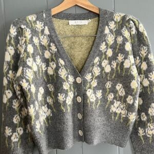 Astr Gray and Cream Floral Cardigan